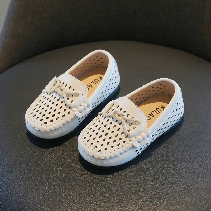 Kids Fashion Casual Shoes Slip-on Flats Boys Moccasins Solid Color 2025 New Hot Soft Breathable Simple Hollow Children Loafers