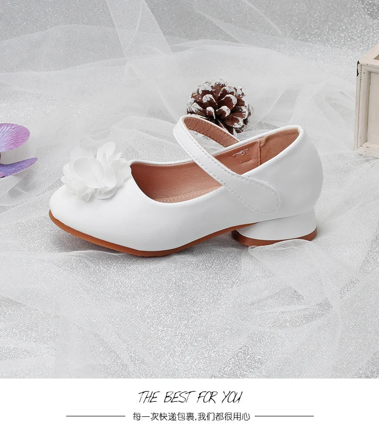 Children's shoes in spring and autumn new girls white Pearl flower Princess shoes fashion high heels wear-resistant and non-slip