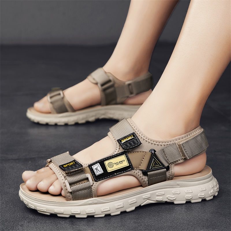 Fashion Summer Outdoor Non-slip Sandals Men (Available)