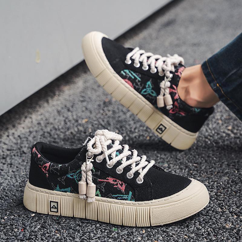 Trendy Wild Four Seasons Canvas Sneakers (Available)
