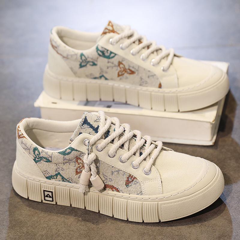 Trendy Wild Four Seasons Canvas Sneakers (Available)