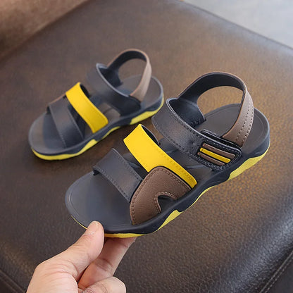 New Summer Children Sandals for Boys Flat Beach Shoes Kids Sports Casual Student Leather Sandals Soft Non-slip Fashion Wild
