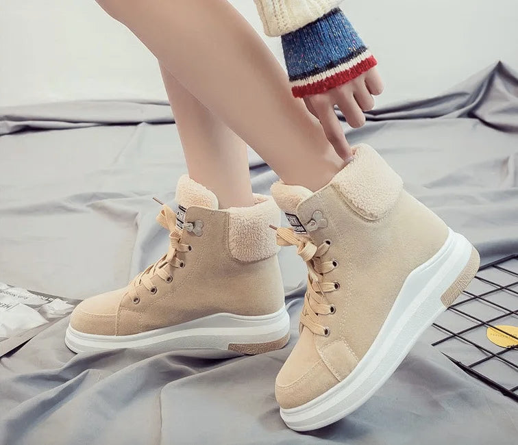 Women's casual sneakers; winter sneakers with plush fur; warm women's shoes; women's shoes with lacing women's shoes on Fashion