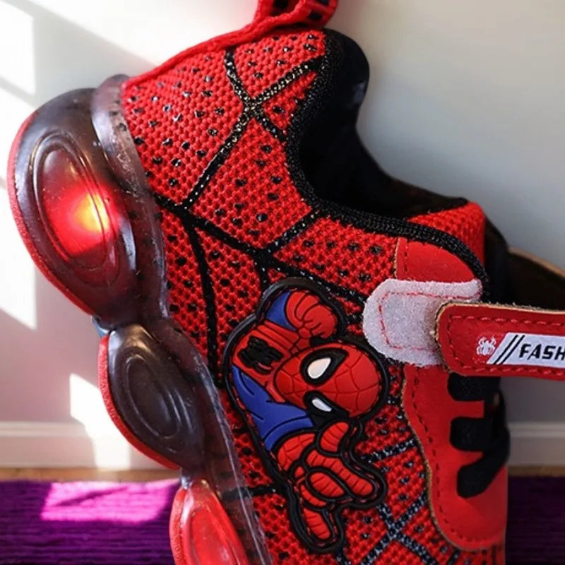 New Boys Breathable Lighted Sneakers Spiiderman Children's  Luminous Shoes Student Teenager Sport Shoes Kids Casual Shoes