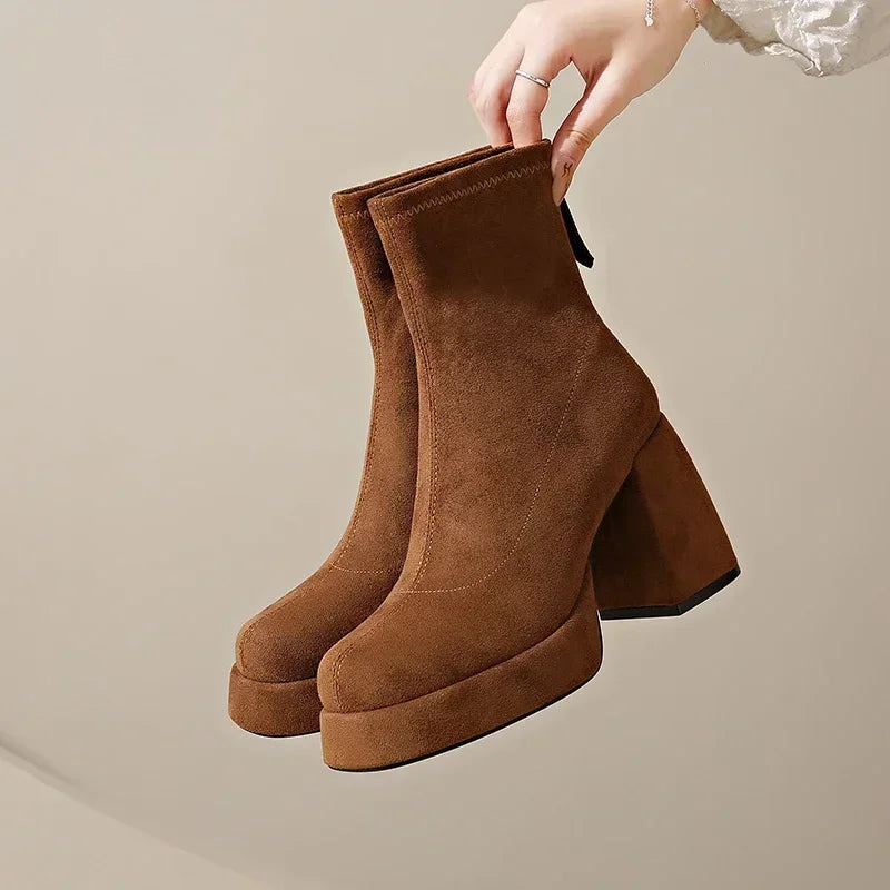 Women's Fashion High-heeled Boots Winter New British Style Soft Sole Anti-slippery Catwalk Versatile Keep Warm Leather Shoe