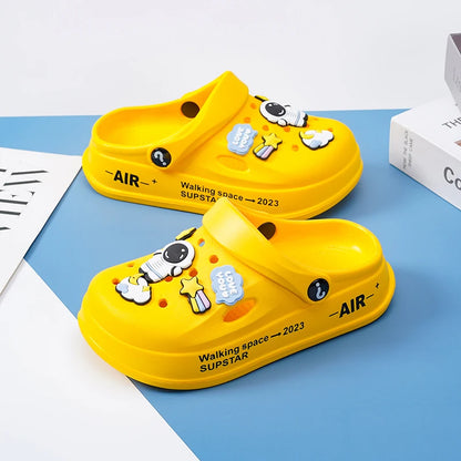 Kids Summer Sandals EVA Design Children Slippers Soft Non Slip Platform Slides Outdoor Garden Shoes High Quality Fashion Shoes