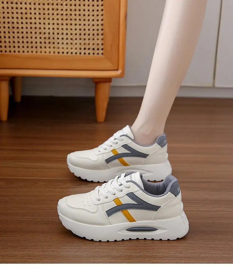 New sports shoes Women's White Sneakers Fashionable and Comfortable Sports Shoes Versatile Lightweight Casual Running Shoes