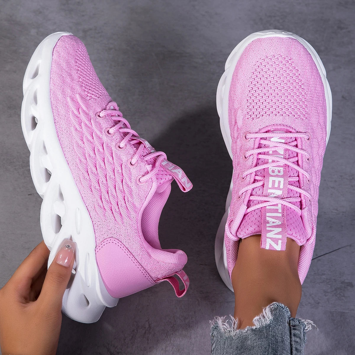 Women's Shoes Breathable Non-slip Casual Sneakers Lightweight Outdoor Comfortable Platform Walking Shoes