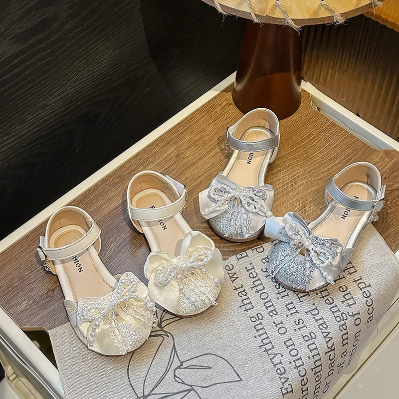Baby Girls Summer Fashion Soft Lightweight Elegant Beaded Bow Flat Sandals Kids One-piece Cute Cartoon Dance Princess Shoes