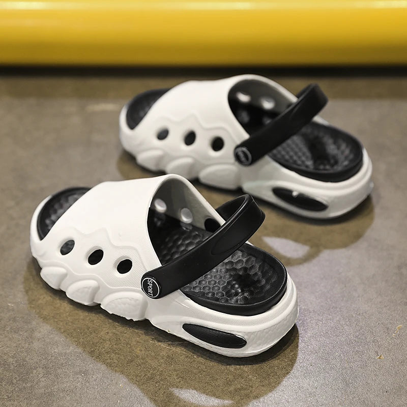 Soft-soled slippers Boys 2025 summer new two-wear children's flip-flops sandals girls breathable non-slip beach shoes
