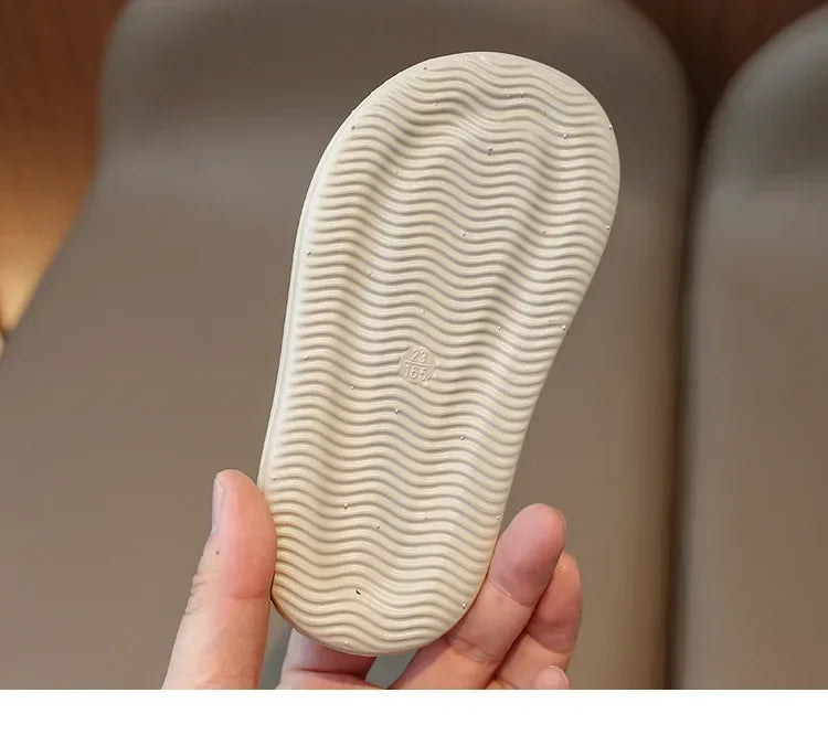 Children's Sandals  Summer New Style Beach Shoes Soft Bottom Boys' Shoes Trendy Casual Wear Ideal for Outdoor Activities