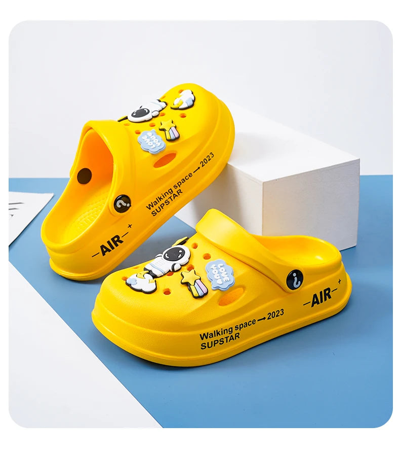 Kids Summer Sandals EVA Design Children Slippers Soft Non Slip Platform Slides Outdoor Garden Shoes High Quality Fashion Shoes