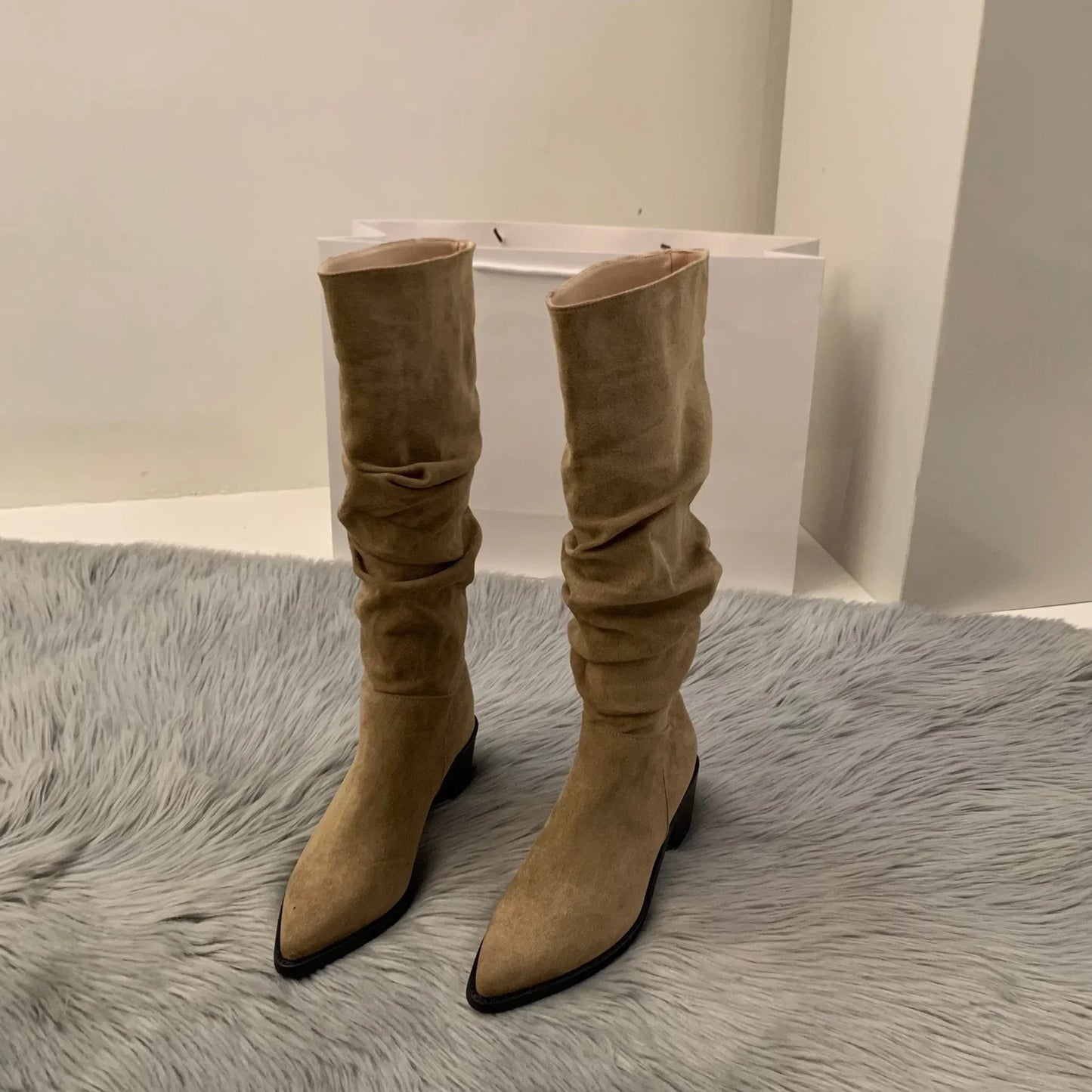 Women's Suede High-heeled Boots for Autumn and Winter, New Plush Pointed Stacking Boots, Fashionable Outdoor Knight Boots