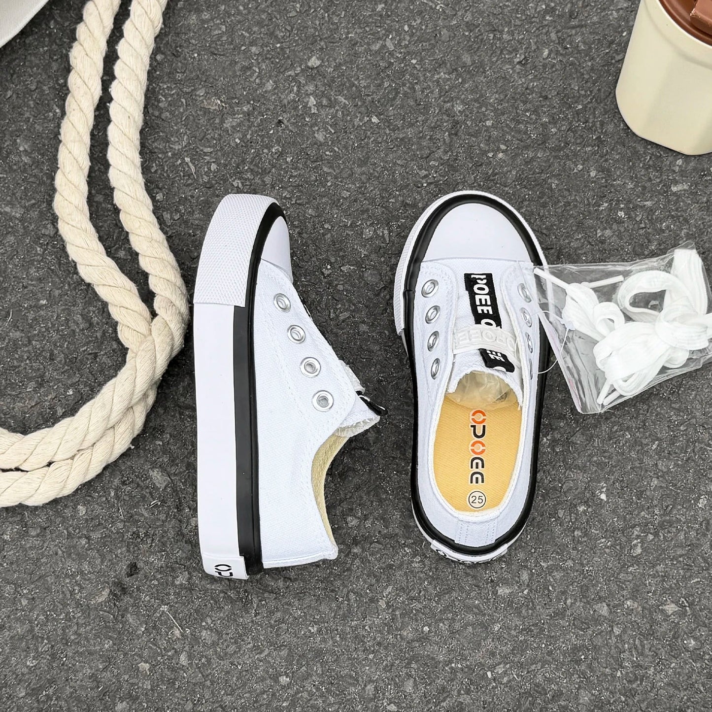 Children's canvas shoes, boys' and girls' board shoes, soft soled breathable Korean board shoes, fashionable sh