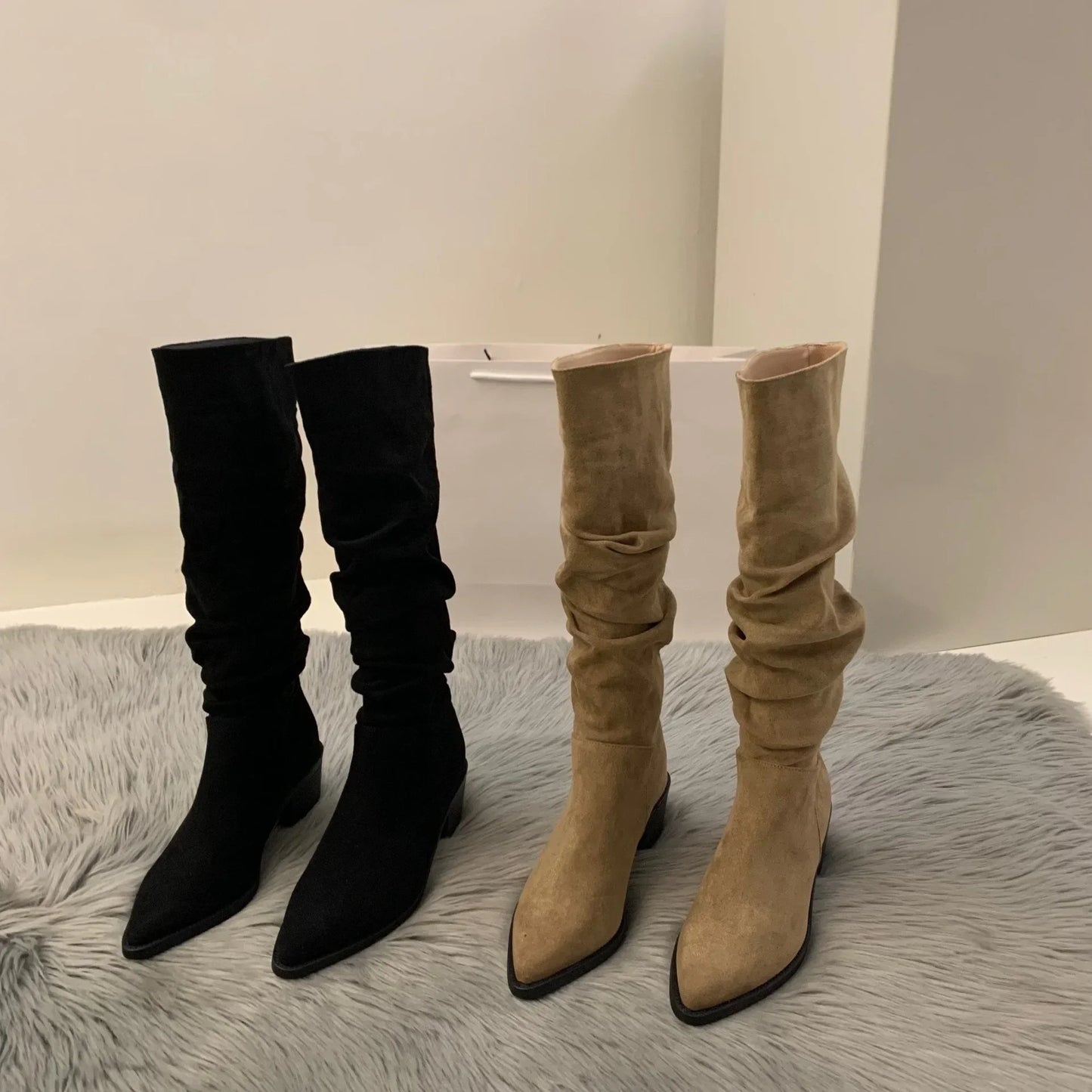 Women's Suede High-heeled Boots for Autumn and Winter, New Plush Pointed Stacking Boots, Fashionable Outdoor Knight Boots