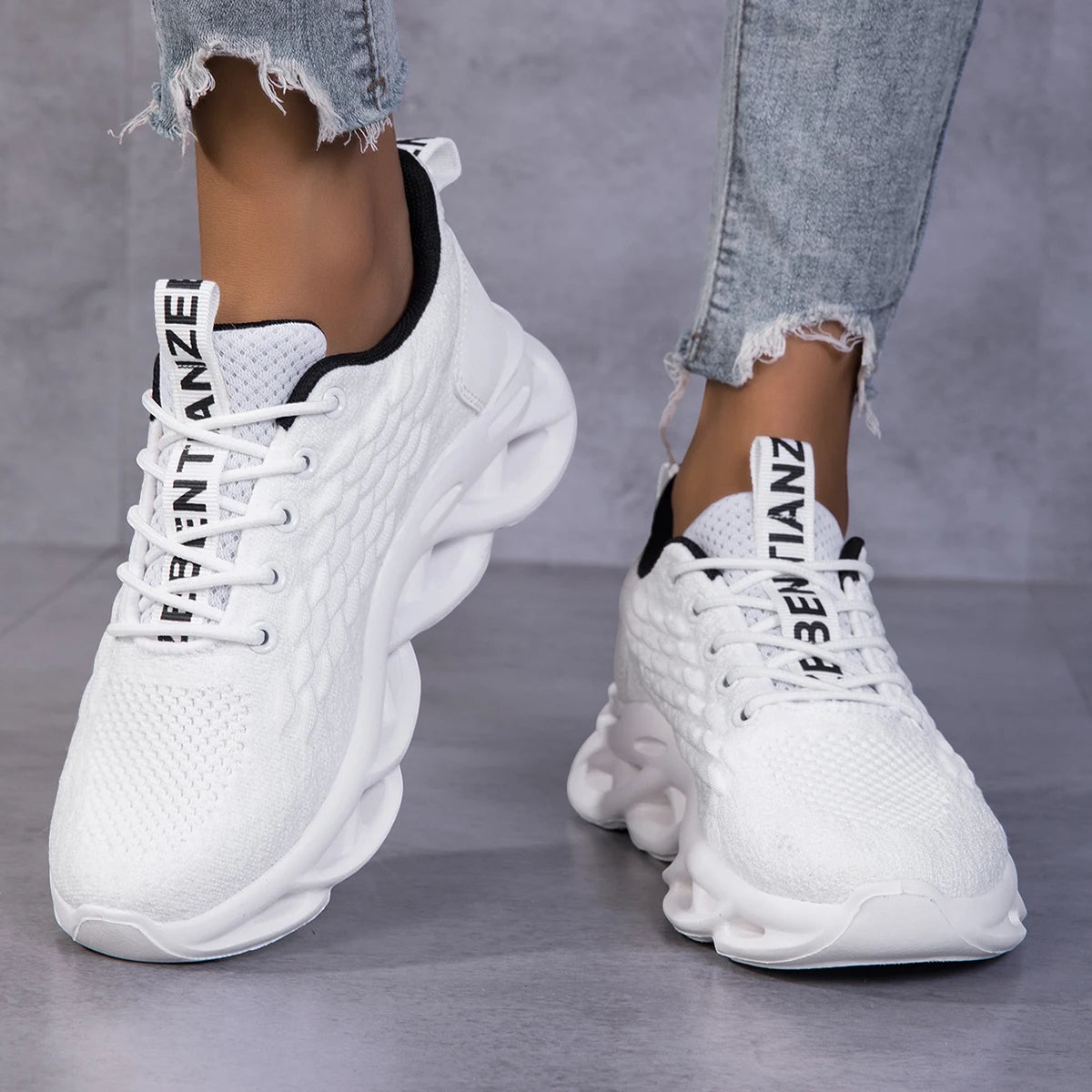 Women's Shoes Breathable Non-slip Casual Sneakers Lightweight Outdoor Comfortable Platform Walking Shoes