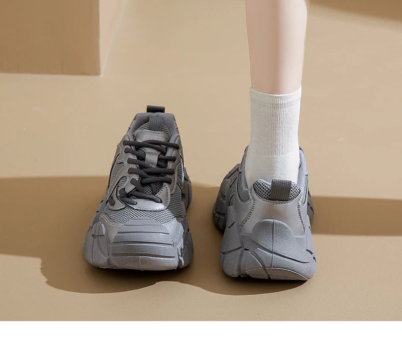 Women Platform Sneakers Lace Up Running Sports Shoes Soft Breathable Tennis Sneakers Casual Outdoor Comfortable Shoes For Female