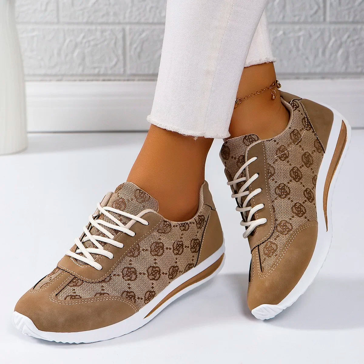 Women SneakersSpring Autumn Fashion Outdoor Versatile Sneakers Women Casual Comfortable Lace Up Walking Shoes for Women