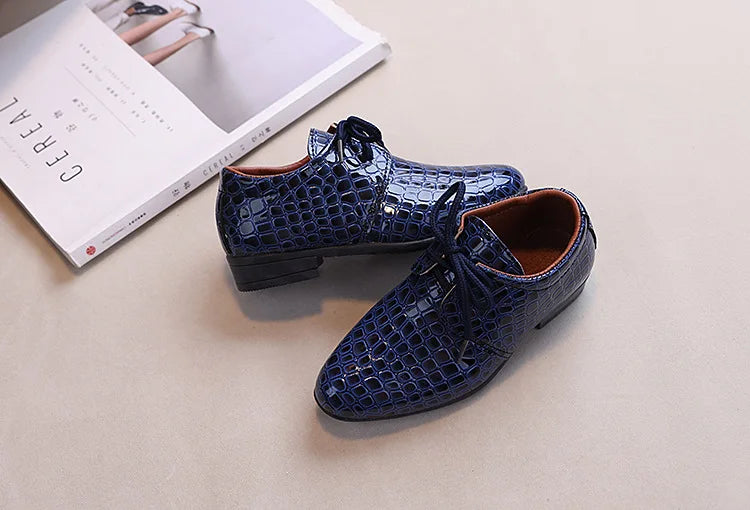 Children Boys Leather Shoes 2025 New Retro Fashion Lace Up Pointed Toe Dress Shoes Uniform Kids Oxford Performance Flats Shoes