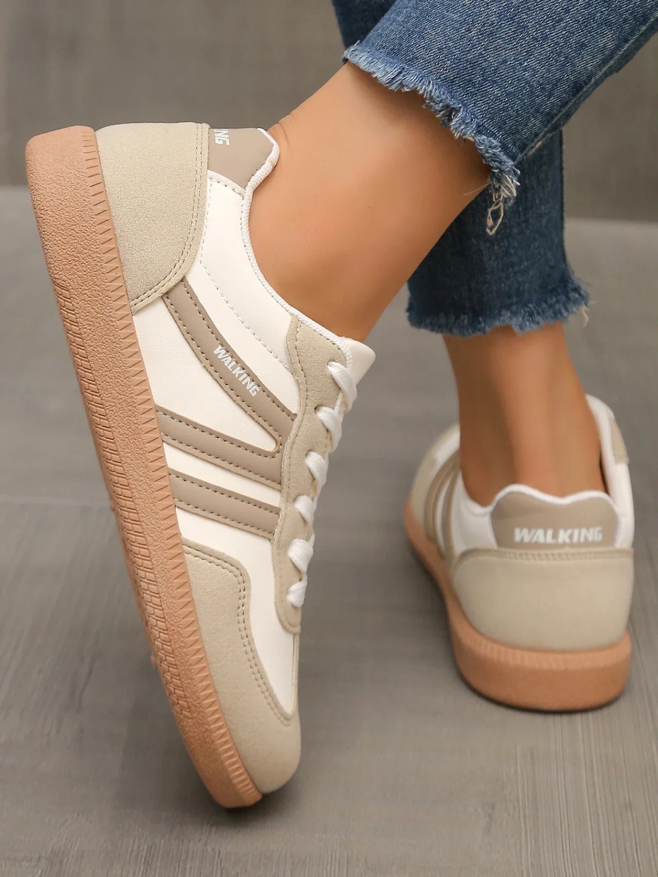 Women Sneakers Spring New Luxury Flat Loafers Comfortable Slip on Soft Female Sneakers Lightweight Outdoor Shoes for Women