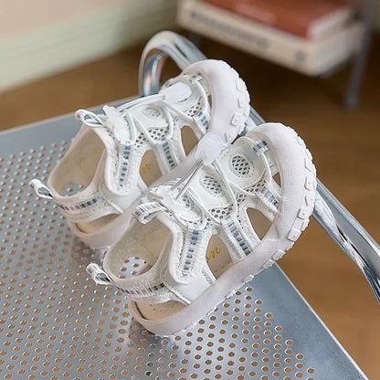 Girls Sports Sandals Non-slip Soft Sole Kids Casual Shoes Toes Capped Summer New Children Beach Shoes Mesh Graffiti Cute