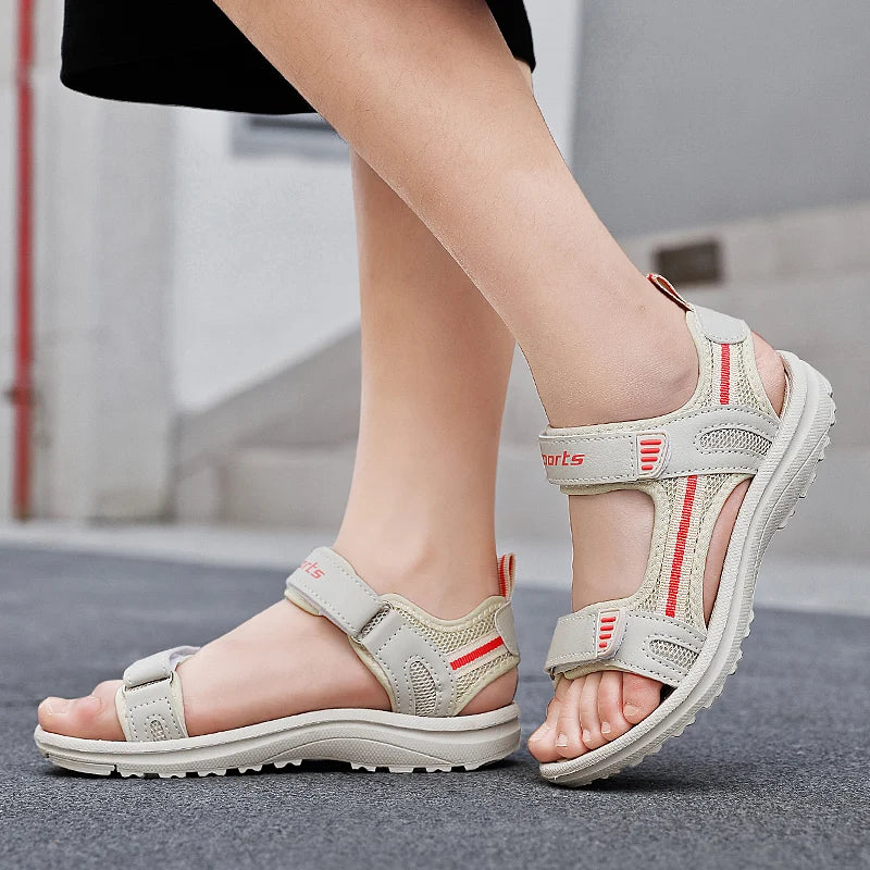 Summer breathable sports sandals for boys, casual beach shoes for children, soft soled comfortable open toe sandals for children