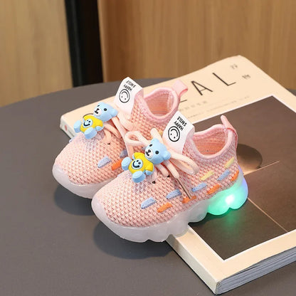 Fashion Children's Luminous Sneakers LED Flashing Shoes for Girls Baby Casual Shoes Spring Autumn Hot Sale Toddler Sports Shoes