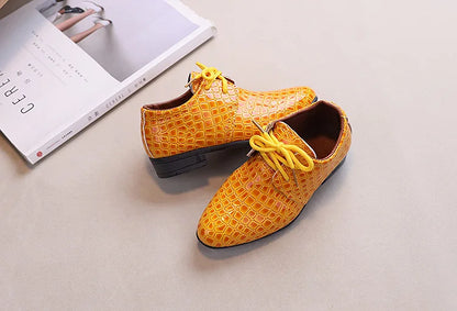 Children Boys Leather Shoes 2025 New Retro Fashion Lace Up Pointed Toe Dress Shoes Uniform Kids Oxford Performance Flats Shoes