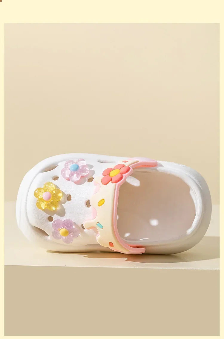 Summer Childrens Slippers Baby New Cute Flowers Soft Sole Sandals Indoor Soft Anti Slip Girl Sandals Hole Shoes Kids Beach Shoes