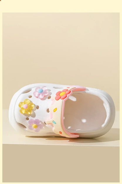 Summer Childrens Slippers Baby New Cute Flowers Soft Sole Sandals Indoor Soft Anti Slip Girl Sandals Hole Shoes Kids Beach Shoes