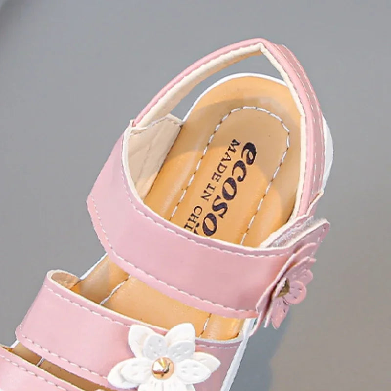Children's Summer Sandals Sweet Chic Floral Sandals for Pretty Girls Fashion Princess Versatile Kids Wedding Party Flat Sandals