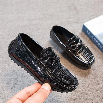 Boys Loafers Non-slip Children's Leather Shoes All-match Four Seasons Metal Buckle  Shiny Simple Kids Fashion Moccasin Shoes