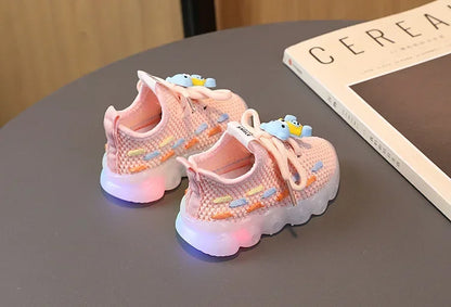 Fashion Children's Luminous Sneakers LED Flashing Shoes for Girls Baby Casual Shoes Spring Autumn Hot Sale Toddler Sports Shoes