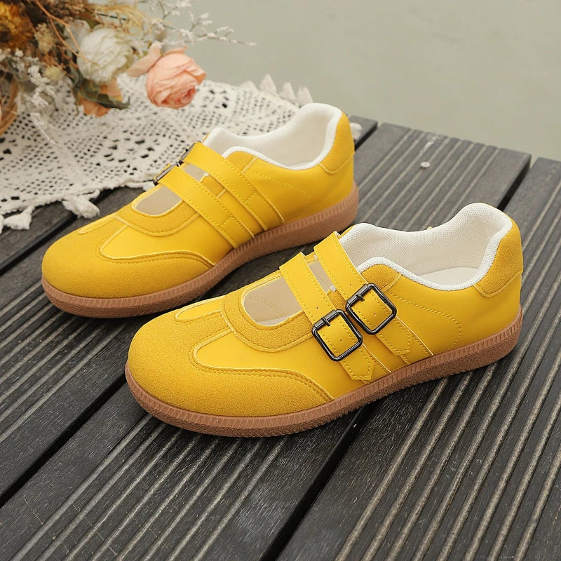 Women Sneakers Fashion Casual Flats Vulcanize Shoes Ladies Outdoor Walking Sneakers Women Breathable Comfortable Classical Shoes
