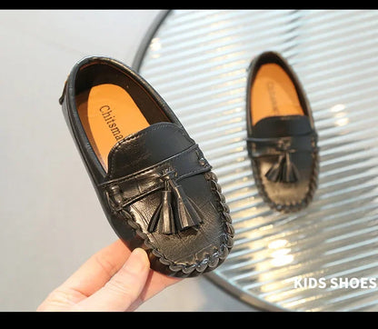 Children Moccasin Shoes Boys Flats Loafers Non-slip Tassels Cute Kids Casual Leather Shoes Soft Slip-on Pleated Solid Color 2023