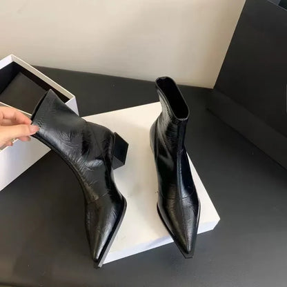 Women Pointed Ankle Boots Mid Heels Pointed Leather Sexy Chelsea Boots Trend Design Winter New Pumps Designer Short Botas Mujer
