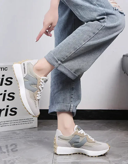 New Women's Causal Sneakers Summer Shoes Woman Fashion Breathable Lace Up Sports Shoes for Women Platform Walking Designer Shoes