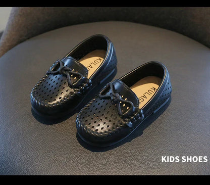 Kids Fashion Casual Shoes Slip-on Flats Boys Moccasins  Solid Color 2025 New Hot Soft Breathable Simple Hollow Children Loafers