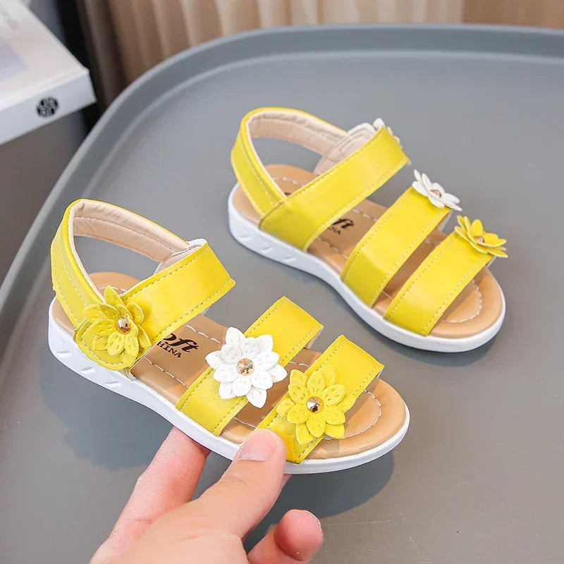 Children's Summer Sandals Sweet Chic Floral Sandals for Pretty Girls Fashion Princess Versatile Kids Wedding Party Flat Sandals