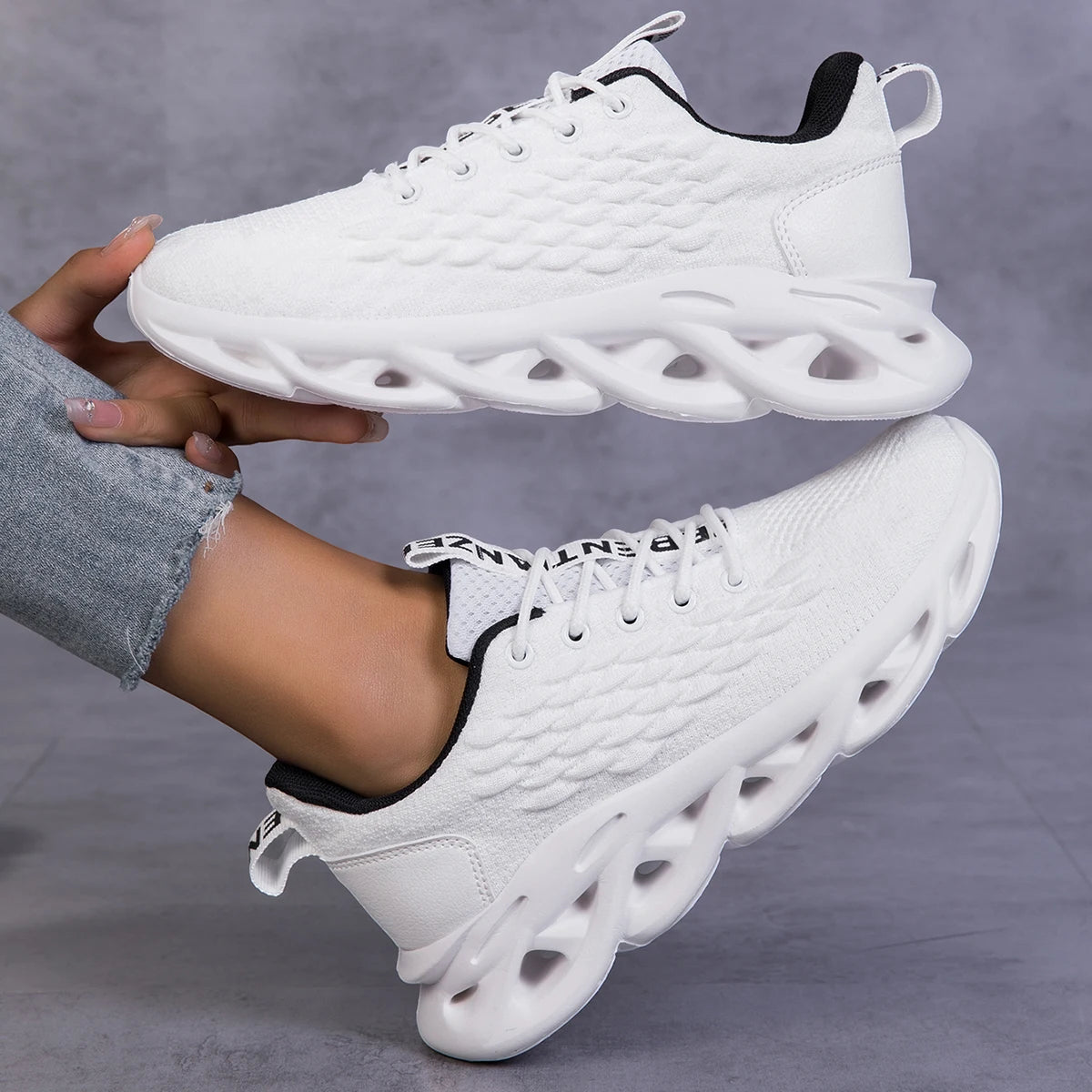 Women's Shoes Breathable Non-slip Casual Sneakers Lightweight Outdoor Comfortable Platform Walking Shoes