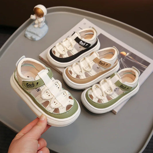 Summer New Children's Sandals Soft Bottom Non slip Boy Sandals Fashion Girls' Beach Shoes Punch Out Girls' Shoes Boy Casual Shoe