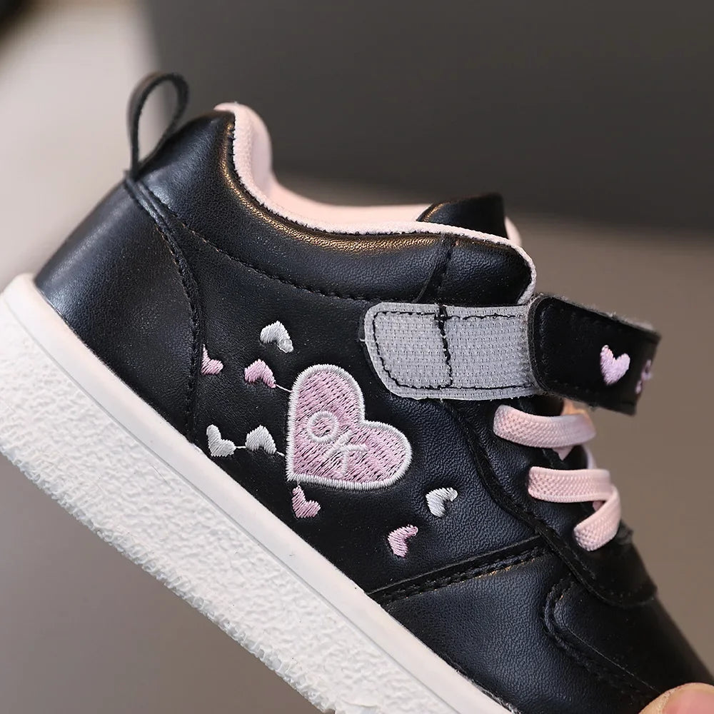 Children's Sports Shoes Spring and Autumn New Cute Girls' Sneakers Versatile Soft Breatheable Hook & Loop Fashion Kids Shoe