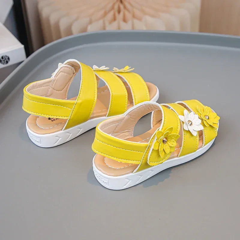 Children's Summer Sandals Sweet Chic Floral Sandals for Pretty Girls Fashion Princess Versatile Kids Wedding Party Flat Sandals