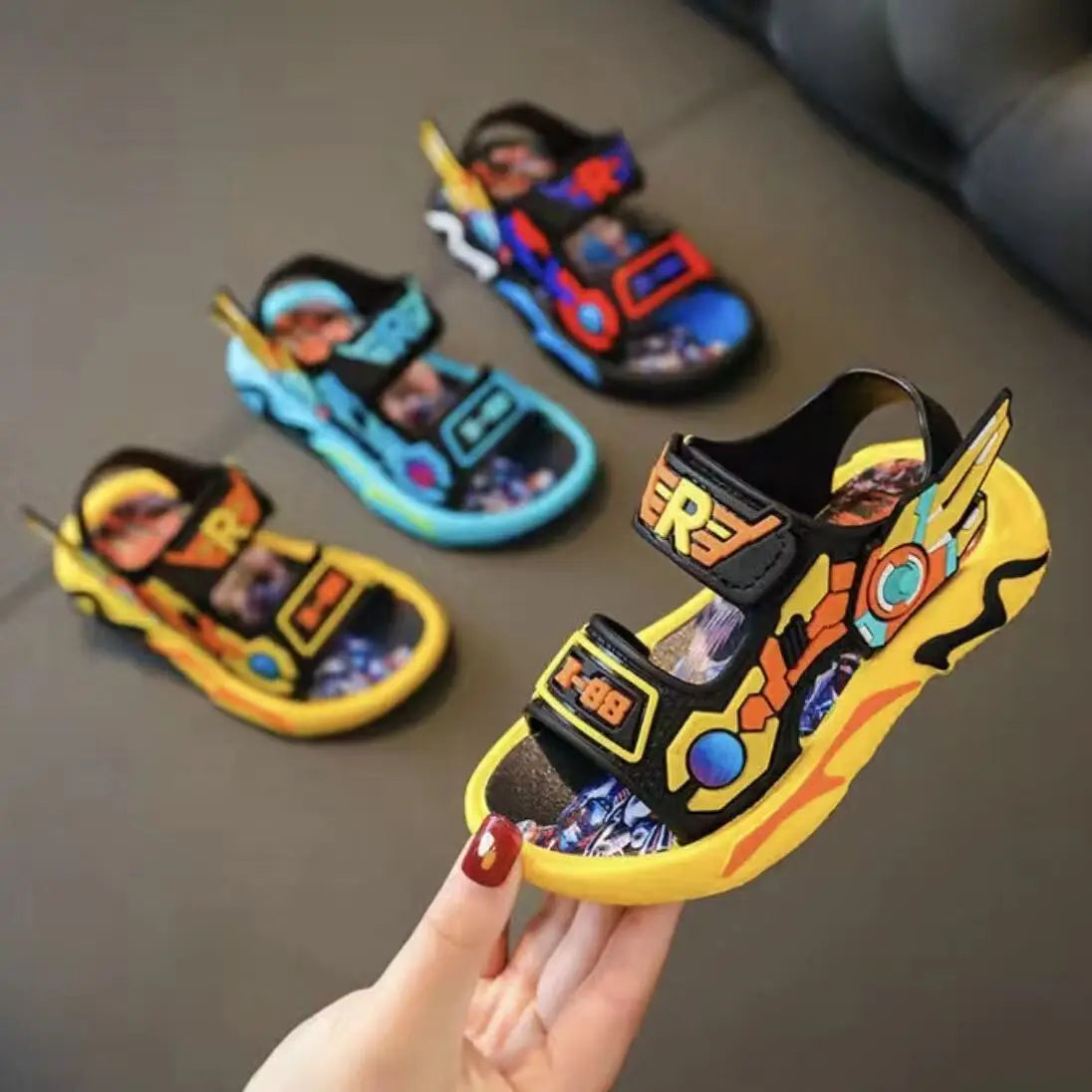 Upgraded Boys Sandals Soft Sole Anti Slip Sandal Cartoon Outwear Small and Medium Sized Children Beach Sandals