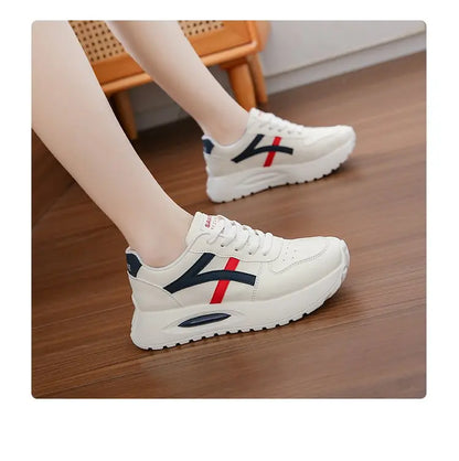 New sports shoes Women's White Sneakers Fashionable and Comfortable Sports Shoes Versatile Lightweight Casual Running Shoes