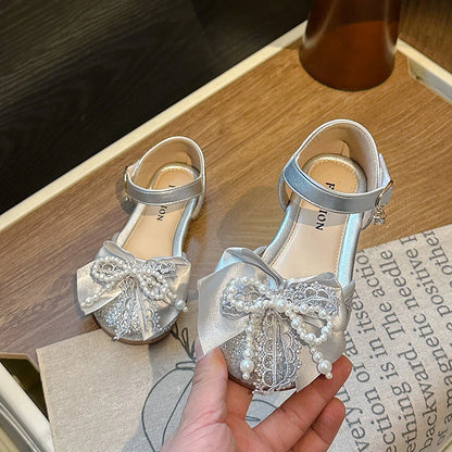 Baby Girls Summer Fashion Soft Lightweight Elegant Beaded Bow Flat Sandals Kids One-piece Cute Cartoon Dance Princess Shoes