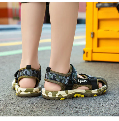 New Summer Beach Water Children Sandals Fashion Shoes Lightweight Non-slip Soft Bottom Shading Leather Boys Comfortable