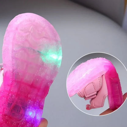 Summer New Baby Girls Led Light Sandals Cute Hello Kitty Children's Casual Shoes Anti-slip Kids Beach Shoes Outdoor Shoes
