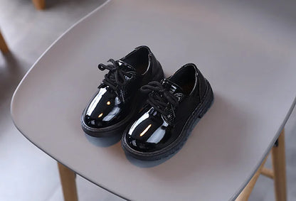 Spring Autumn Kids Shoes Solid Black Children's Fashion Casual Kids Shiny PU Little Boy Leather Shoes Toddler Lace-up Mary Janes