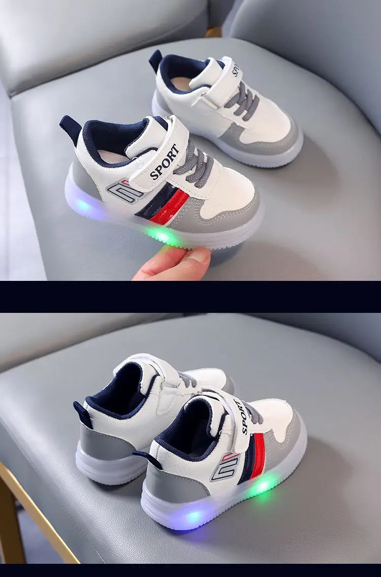 Boys Sneakers Sensor Lights Luminous Board Shoes Lightweight Skateboard Sneaker Kids Toddler Shoe Girls Walking Sport Footwear